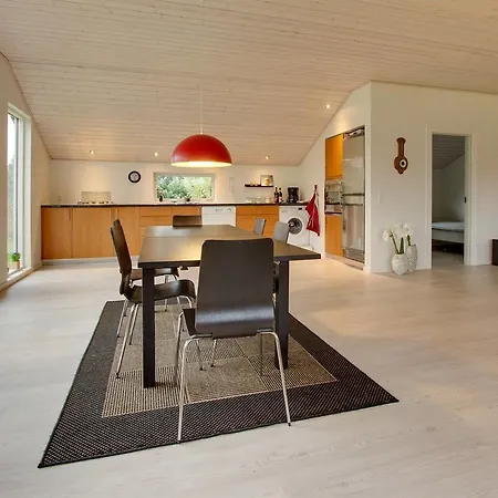 Three-bedroom Holiday In